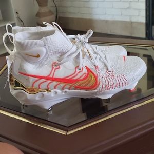 Size 10 baseball cleats men Nike huarache dragon